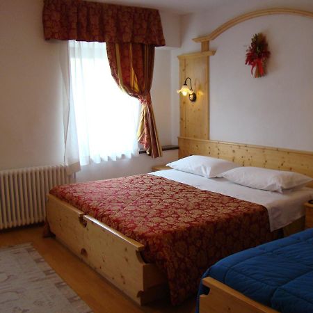 Hotel Pizzo Degli Uccelli Кастело Тесино Екстериор снимка